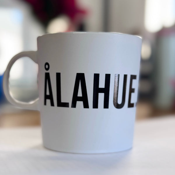 ÅLAHUE. Mugg  [Svarta / Vita]